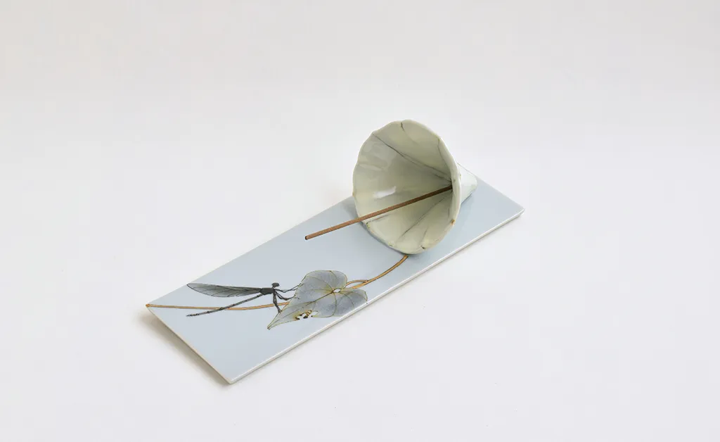 審査員賞「夕顔に羽黒蜻蛉」