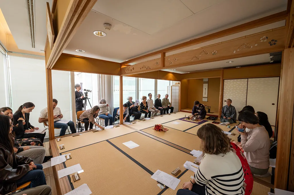 お香会が始まる